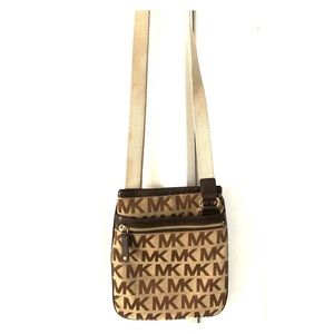 Michael Kors Cross Body Bag
